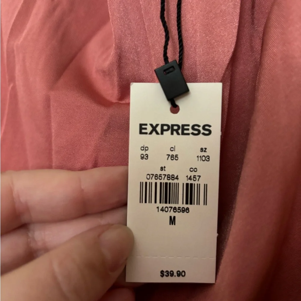 NWT express draped skirt sz m - Picture 2 of 3